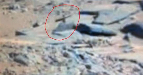 Kereszttel egy sírt találtak a Marson