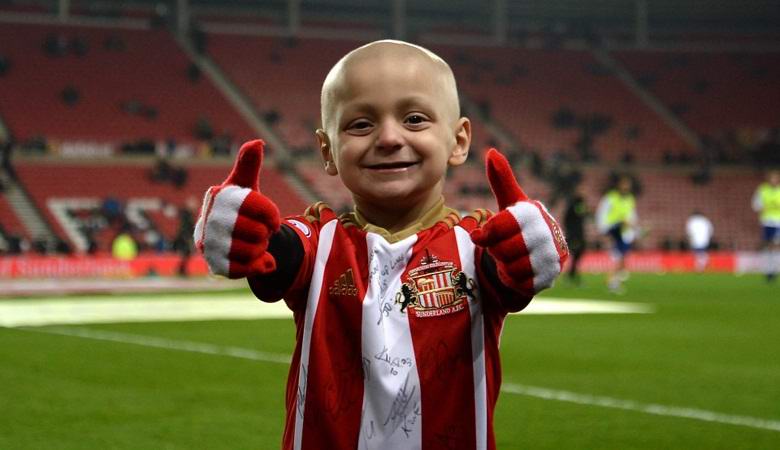 Csodát fényképeztek a fiú temetésén