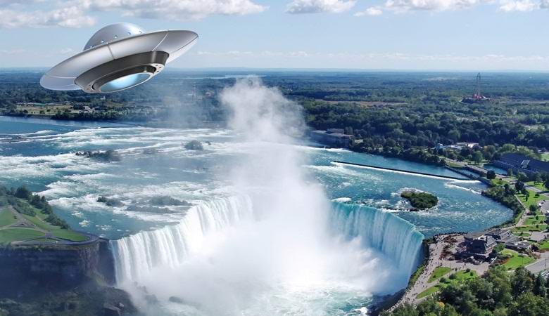 Villogott a Niagara-vízesés felett