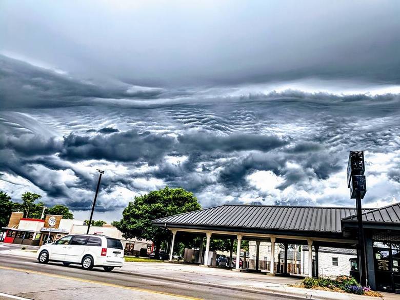 Furcsa felhők jelentek meg Észak-Amerika felett