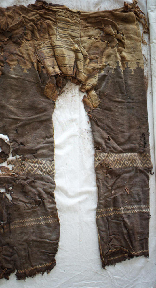 3300 éves nadrág - bárhová. Úgy tűnik, hétvégén voltak.