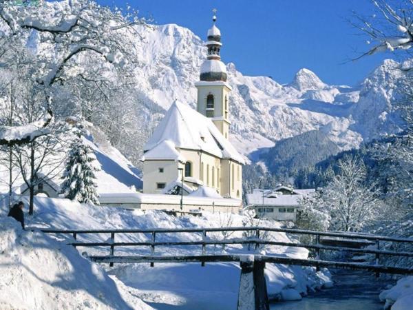 táblák december 5-én 