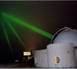 A NASA a Hold körüli lézerekkel bombázza a Földet