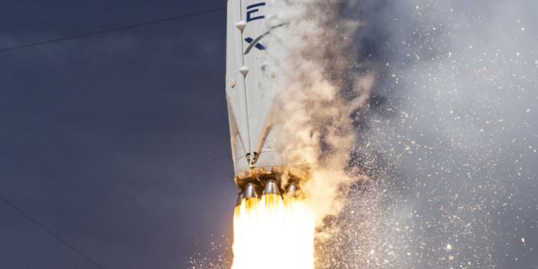 A NASA információkat terjeszt a SpaceX rakétavetések veszélyéről