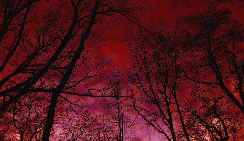 Jemenben az ég vörösre váltott