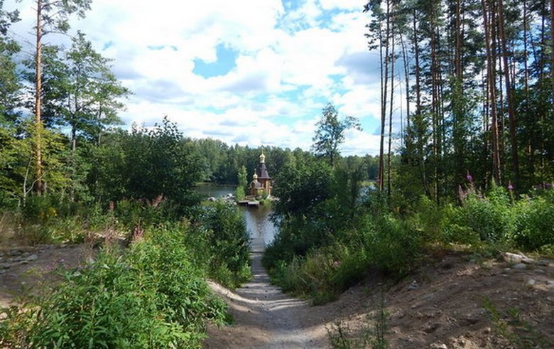 Egy kis orosz templom egyszerűen mesés szépségű