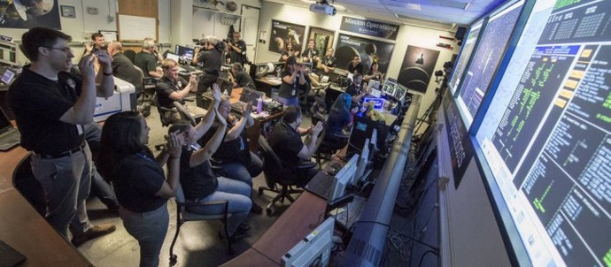 Az új horizontok készek a NASA adatainak továbbítására a Plútóról