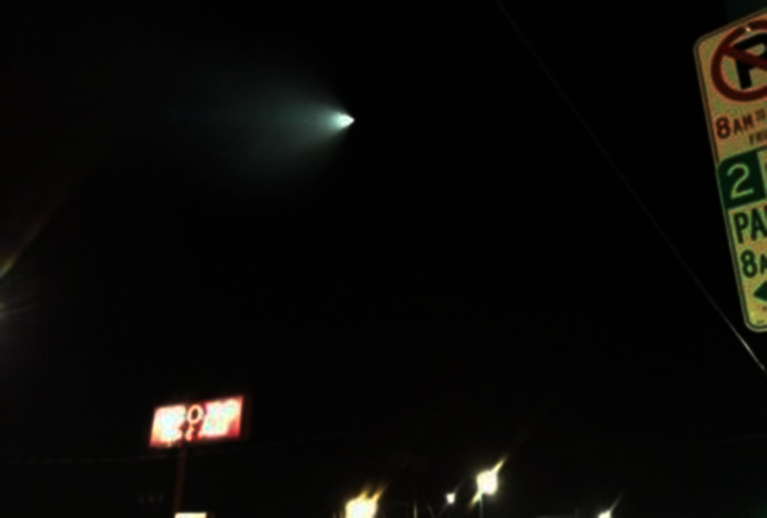 Az UFO megjelent Kaliforniában - Pentagon megjegyzések (fotók, videó)