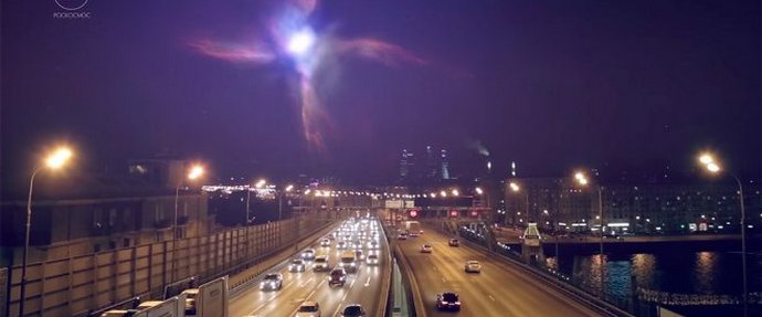 Éjszakai égbolt a Földhöz közeli objektumokkal egy animátor képzelete által