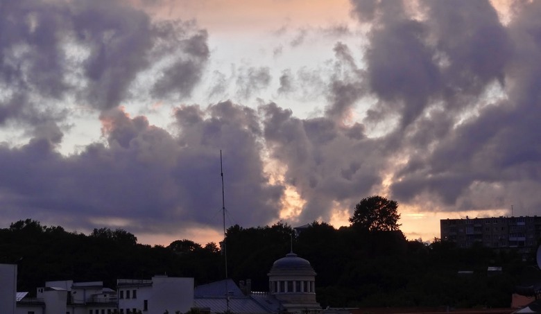 A globális tompításról intenzíven beszélt az interneten