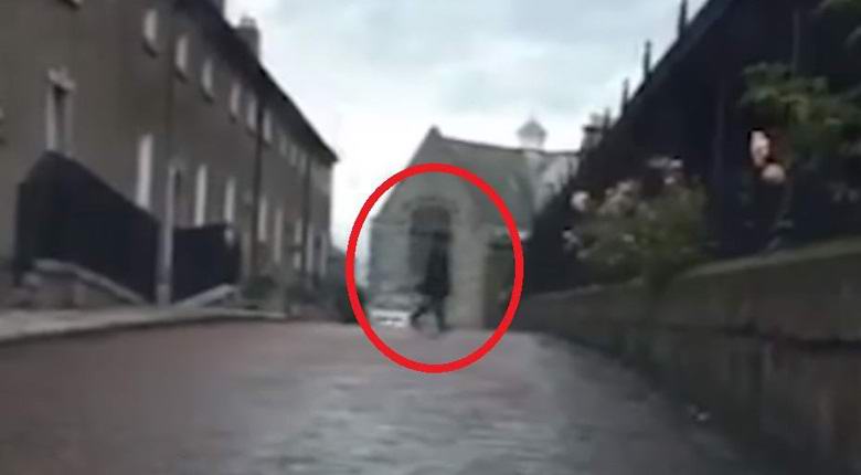 Az utat átlépő szellem bejutott a DVR-be