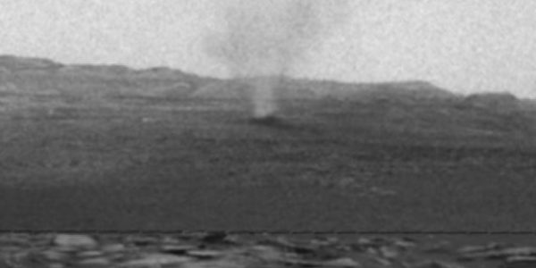 Poros tornádó a Marson. A kíváncsiság hihetetlen videót készített