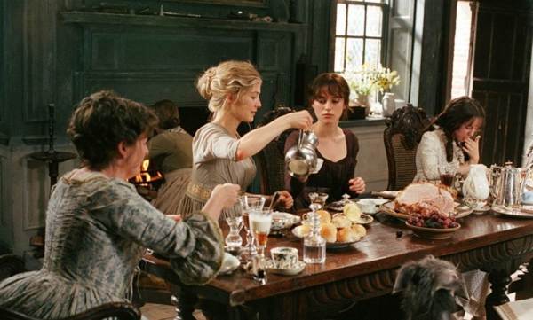 ómen nem ülhet az asztalon 