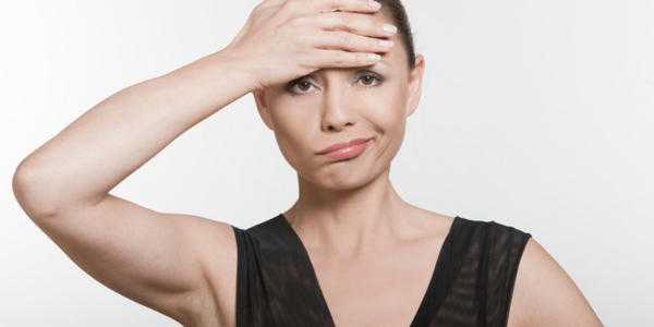 ómen minden kiesik a kezéből 