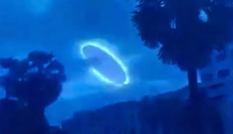 Megdöbbentő fényű gyűrű jelent meg az égen