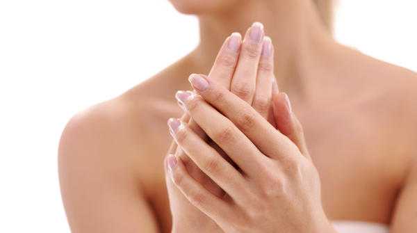 Az előjelek középső phalanxja Az előjelek középső phalanxja