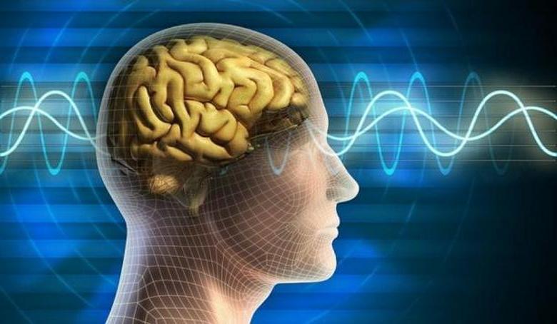 A nagyhatalmak megjelenése fejsérülés után