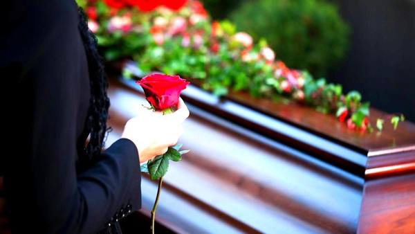 előjelek a temetés napján 