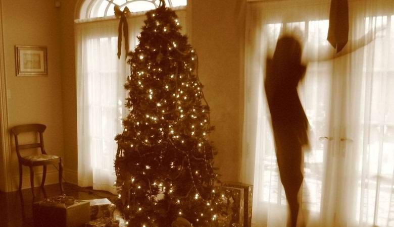 A szellem a videofelvételre került a karácsonyi ünnepség alatt