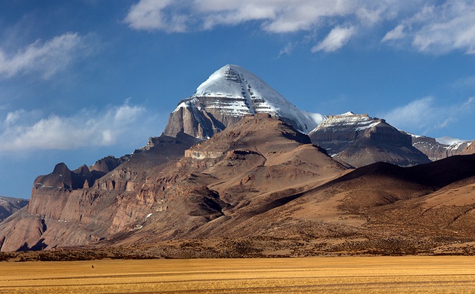 Átkozott és áldott föld
