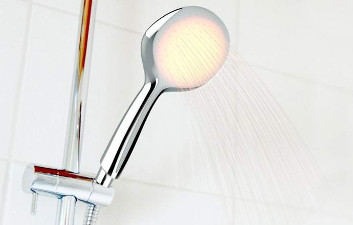 Zuhanyozott új technológiákkal