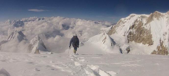 Az orosz úttörők felmásztak a lázadó nepáli hegyre
