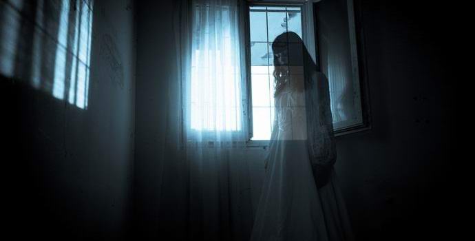 Csak mindenki kísérti!