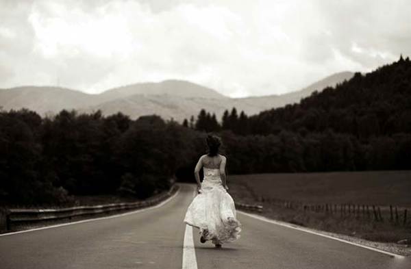 álomkönyv menekülni az esküvő 