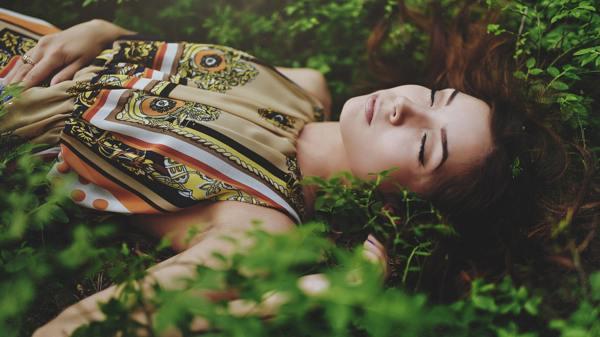 álmok péntektől szombatig 