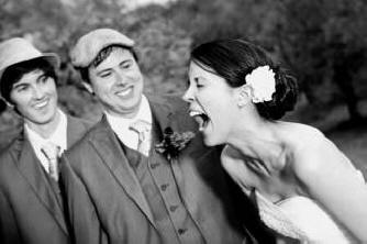 A nevetés nem lehet nagyon hasznos.