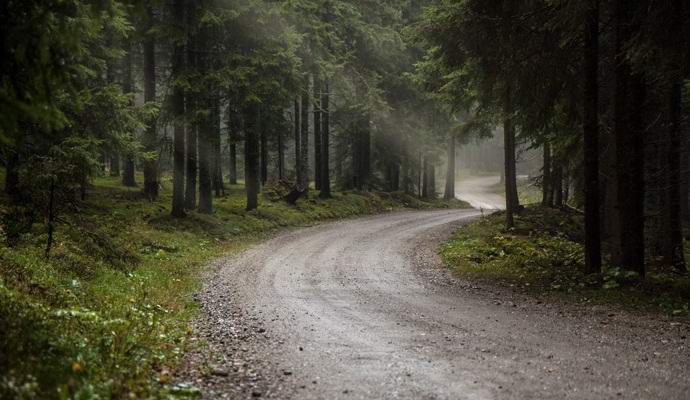 A nagylábú balesetet provokált