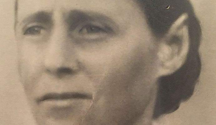 A szakember szellemet fényképezett a szomszédok ablakában