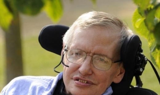Stephen Hawking előre jelezte, hogy idegenek elfogják a Földet