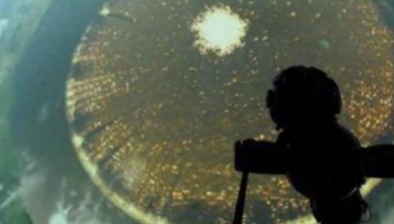 Furcsa kör a Föld felett