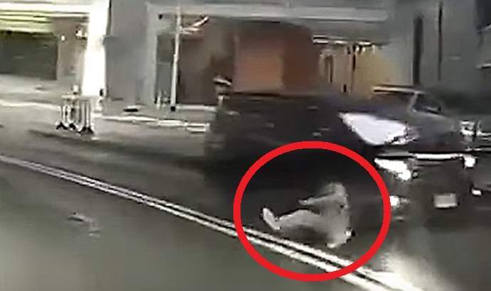 Teleportált egy embert a kamerába?