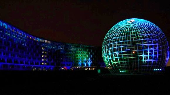 Most mindannyian a világ évében élünk