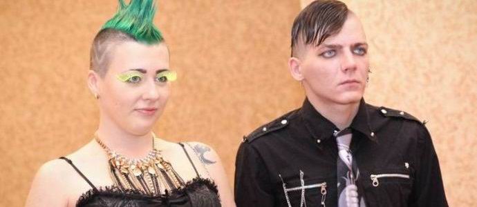 Permi kicsi Lucifer vámpír testvére lesz