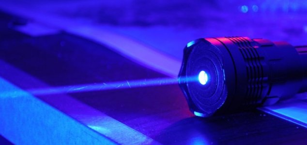 A tudósok képesek voltak lelassítani a fény sebességét