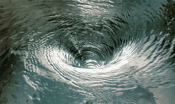 Az Altlanti-óceánban felfedezett fekete lyuk analógja 