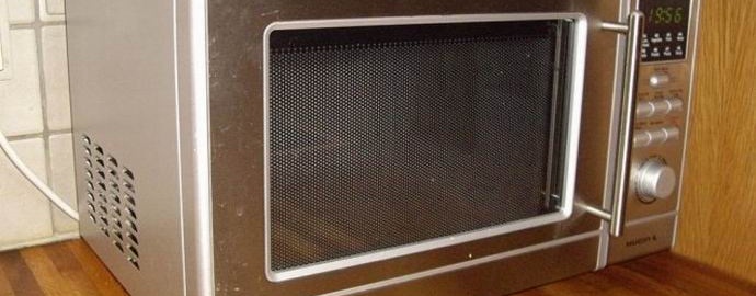 Amerikában egy szellemet fedezett fel a mikrohullámú sütőben