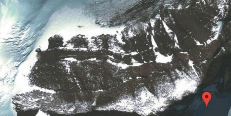 Antarktiszon az olvadó jég kinyitotta az útszakaszt és a hídot