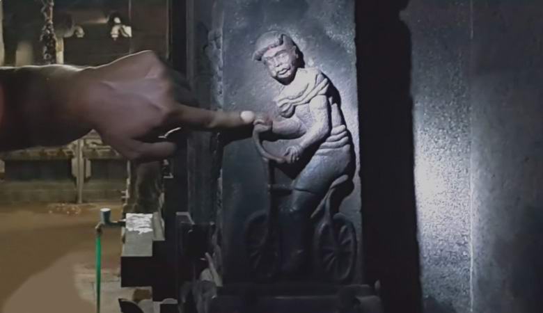 Egy modern kerékpár képét fedezték fel egy ősi indiai templomban