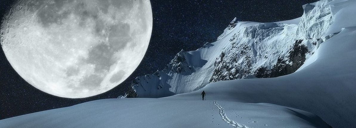 Ezen a hétvégén láthatjuk a „Super Snow Moon” -t.  Ezt jelenti 