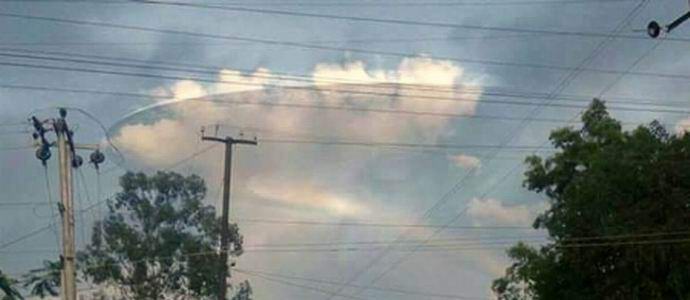 Egy hatalmas átlátszó UFO-t fényképeztek Indiában