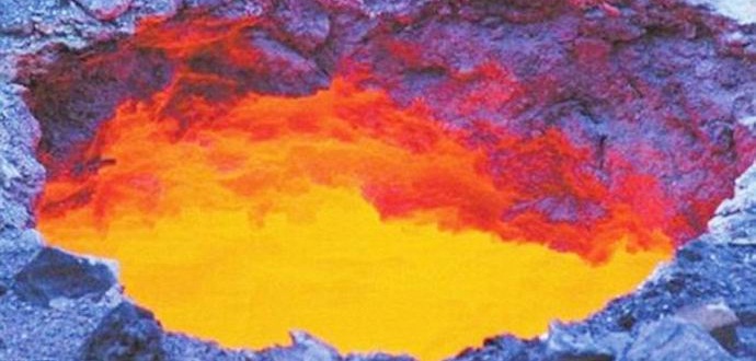 Kína felfedezett egy csodálatos tűz-légző lyukat