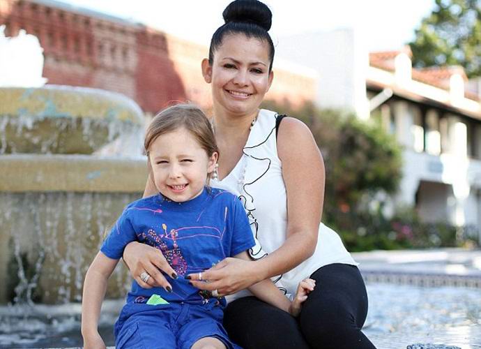 Egy ötéves telepath Los Angelesben él