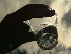 Melitopolban találtak egy kávéfőzőt, amely vodkát töltött