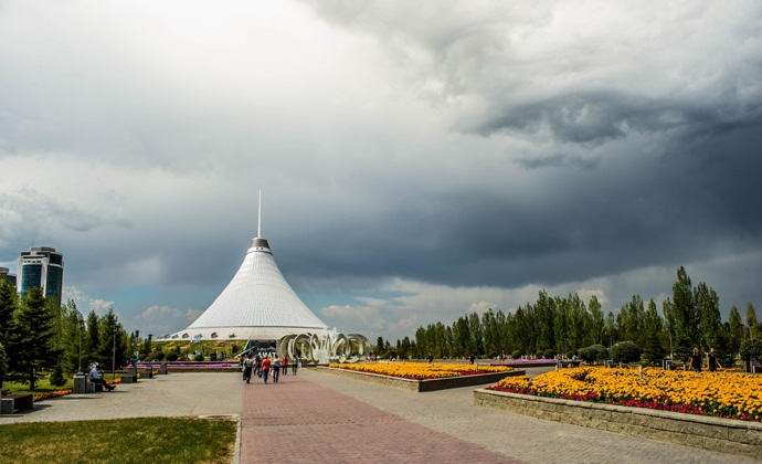 Egy hatalmas szem jelent meg az égbolton Kazahsztán felett