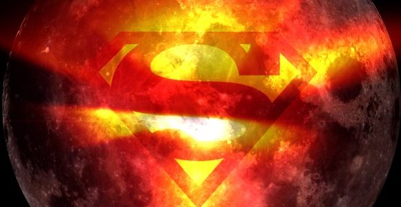 Egy óriási Szuper Hold emelkedik a Föld felett 2016 novemberében