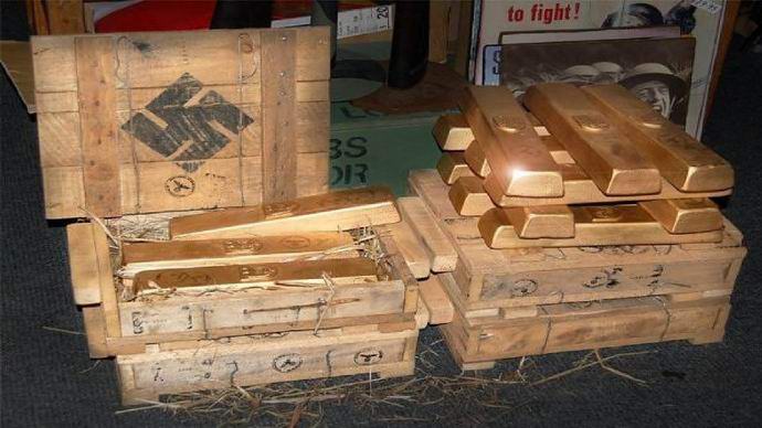 Náci ásni egy vonatot arany